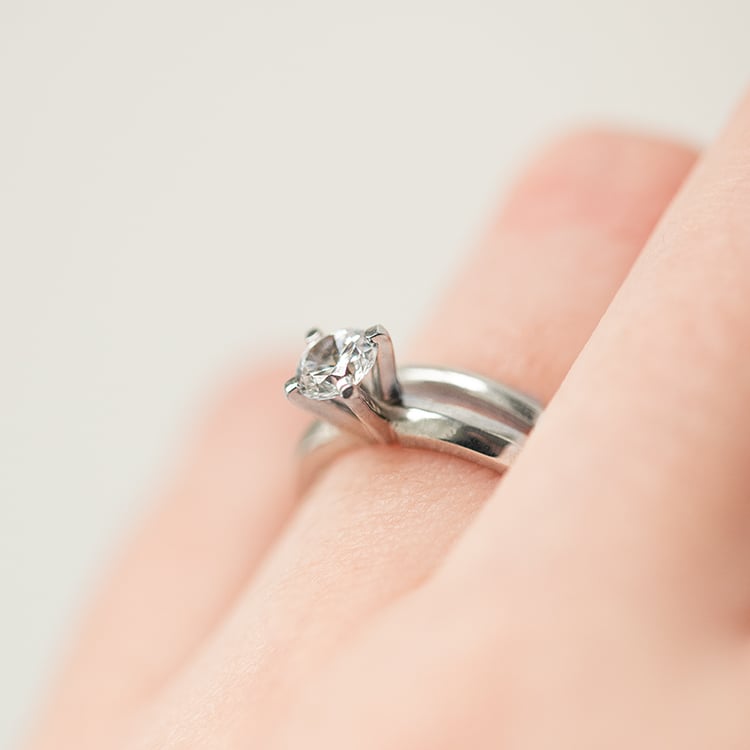 Zásnubní prsten s lab-grown diamantem Lopa 136792