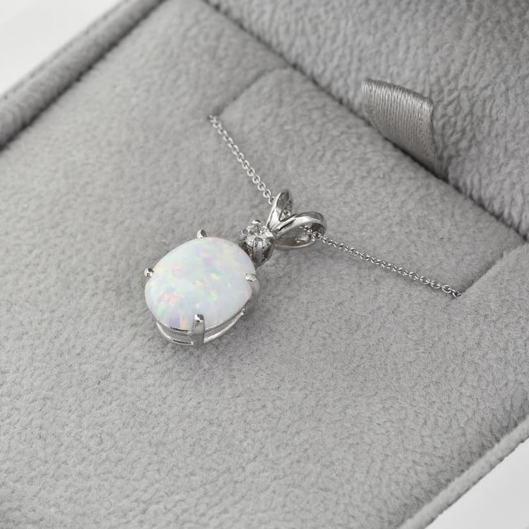 Opálový přívěsek 38899