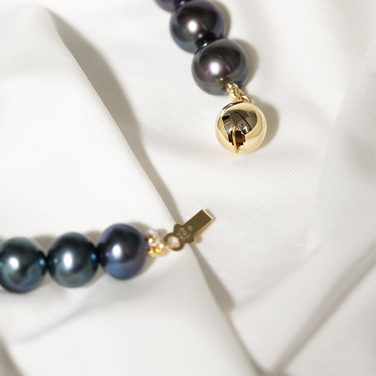 Zlatý perlový náramek Hina 129851