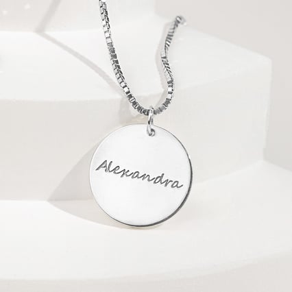 Stříbrný přívěsek s oboustranným gravírem Leasy