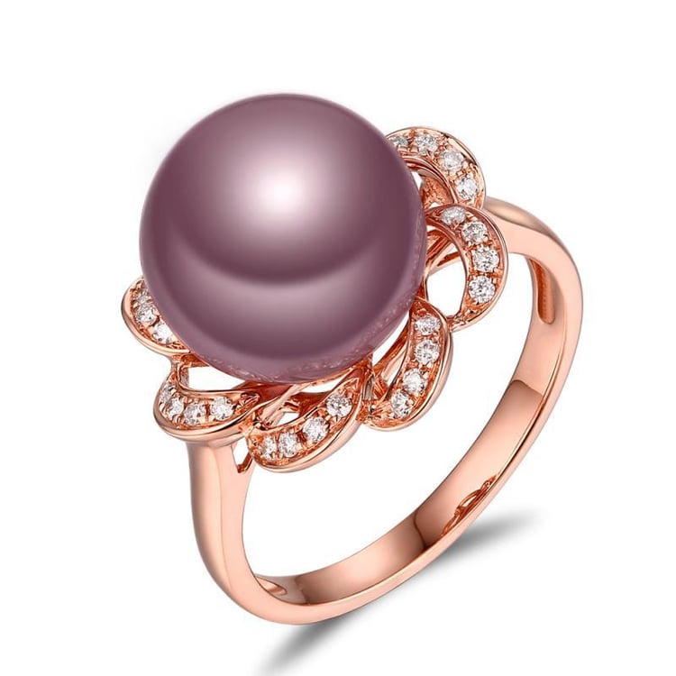 Zlatý romantický prsten s perlou a diamanty