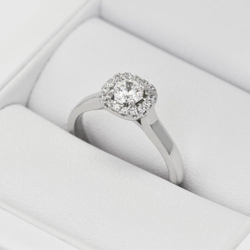 Zásnubní prsten s lab-grown diamanty v halo stylu Reley