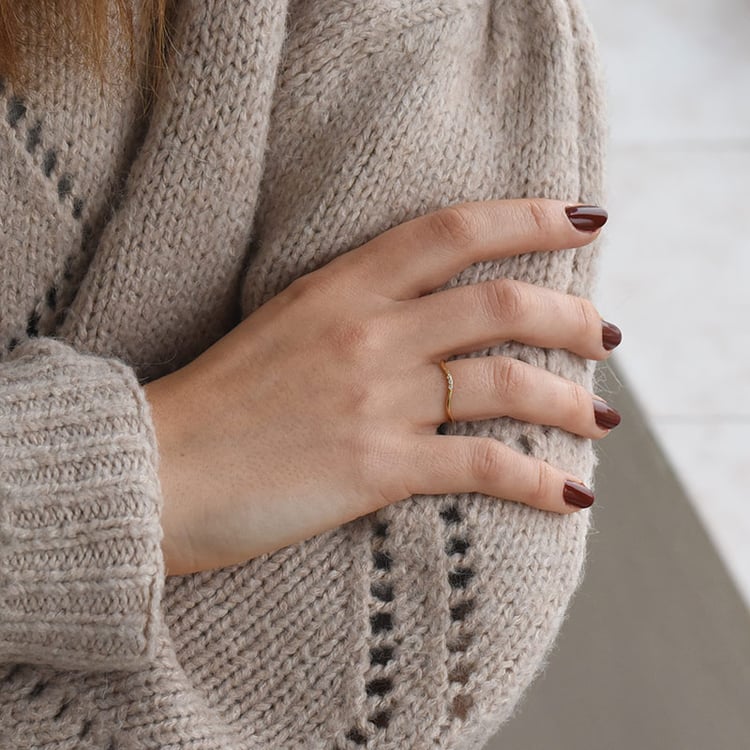 Diamanty v prstenu 94750