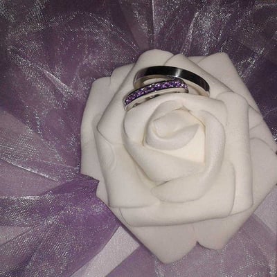 Ametystový eternity prsten ze stříbra