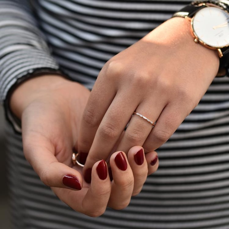 Zlatý eternity prsten s baguette diamanty 35899