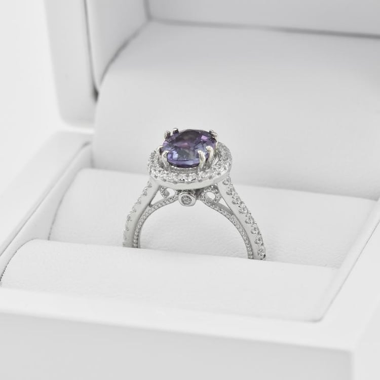 Alexadritový prsten se zirkony 20038