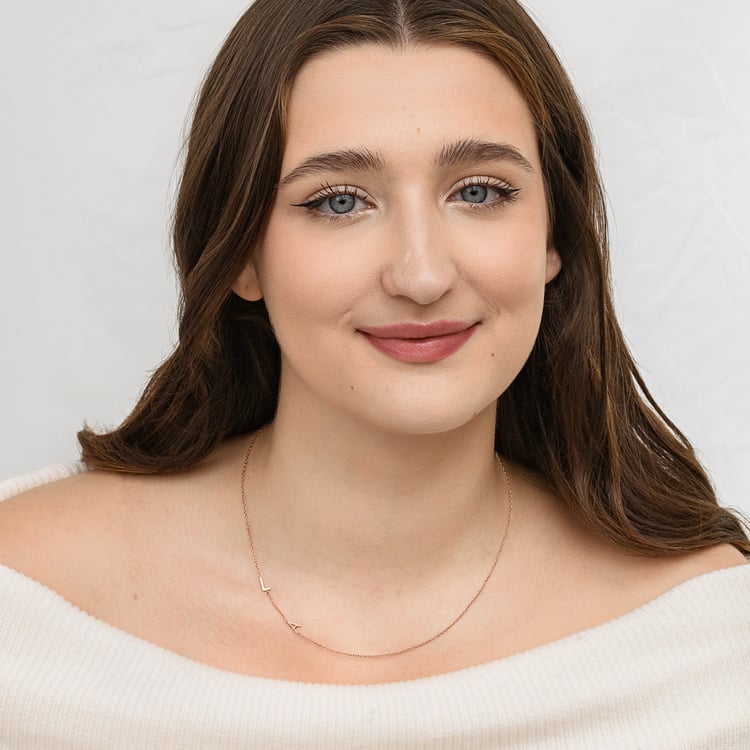 Stříbrný náhrdelník se 2 písmenky podle vaší volby Lupe 165075