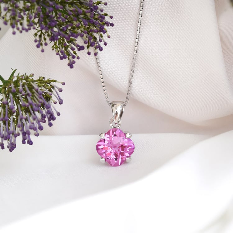 Přívěsek ze stříbra s růžovým safírem 82349