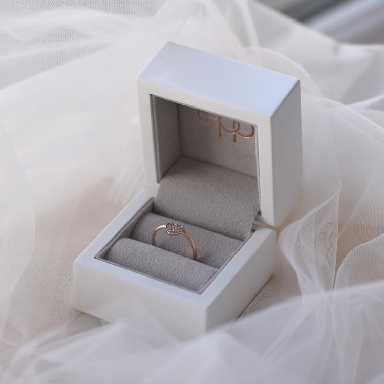 Zásnubní zlatý prsten 52298