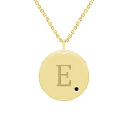 Zlatý přívěsek s černým diamantem a gravírem písmene Sager