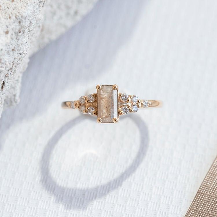 Prsten s emerald salt and pepper diamantem a diamanty Mikolaj 109870