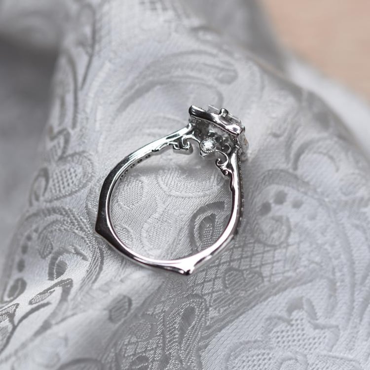 Zlatý halo prsten s diamantem 49599