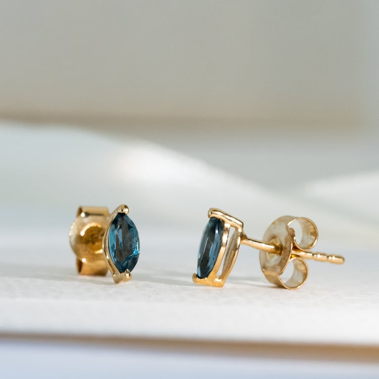 Minimalistické stříbrné náušnice s topazy Andine 118770