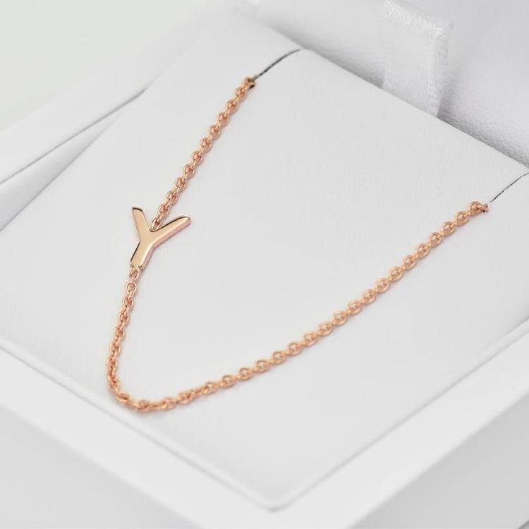 Stříbrný náhrdelník s písmenkem podle vaší volby Lupe 103740