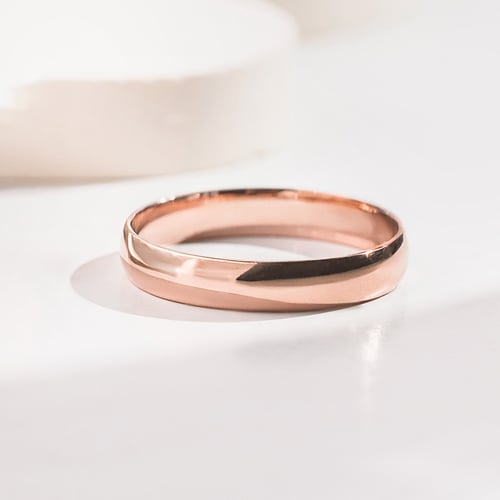 Půlkulaté snubní prsteny ze zlata Ebie