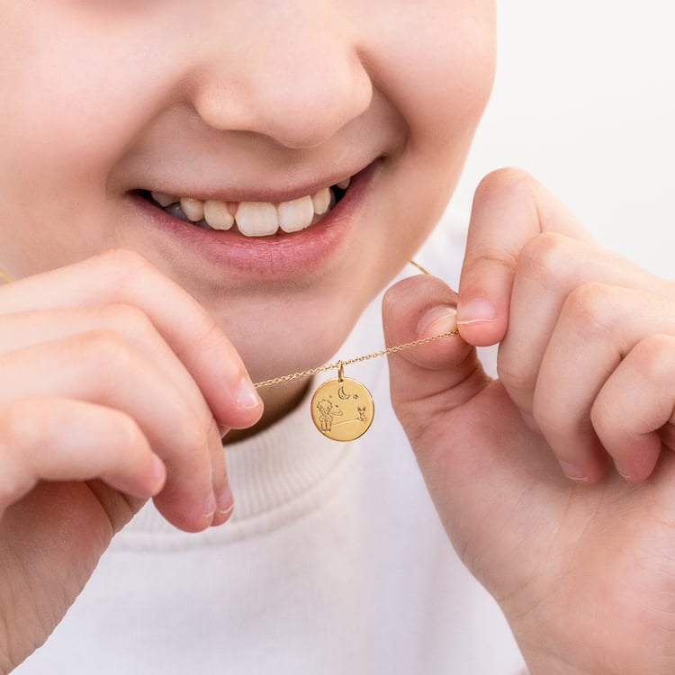 Přívěsek Malý princ s liškou a gravírem ze stříbra 122262