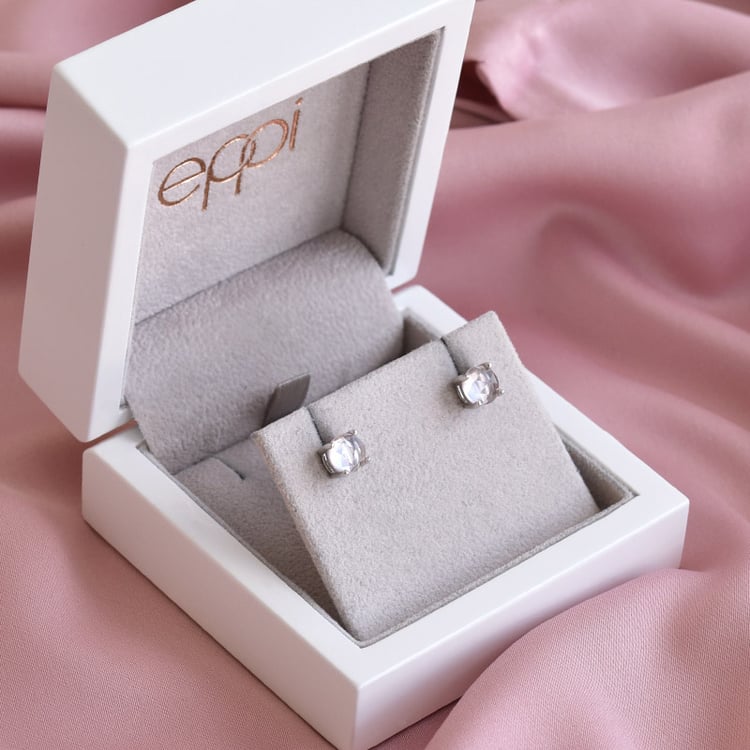 Jemné náušnice z bílého zlata s růženíny 79939