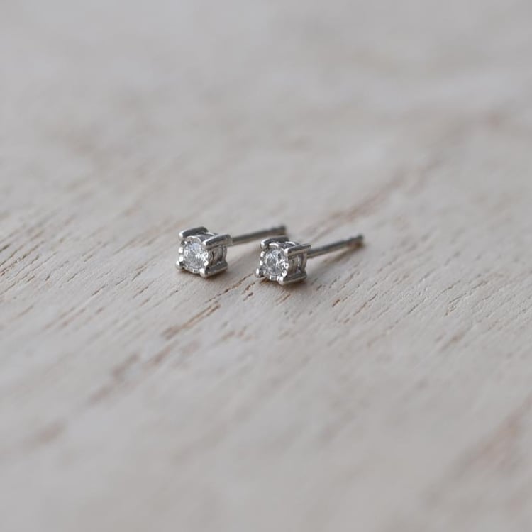 Zlaté náušnice s diamanty 75638