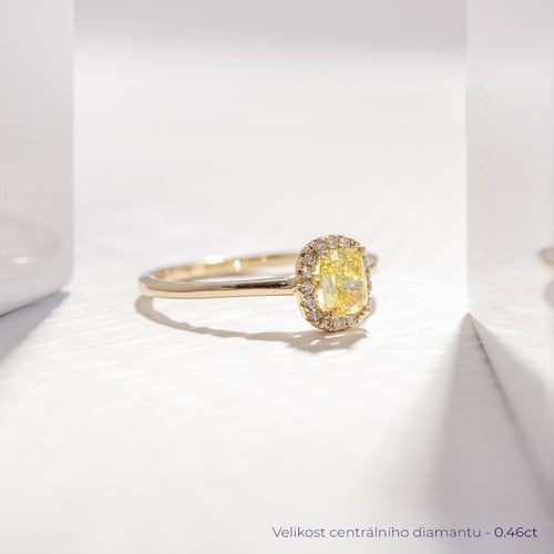 Zásnubní prsten s certifikovaným fancy yellow lab-grown diamantem Eduta