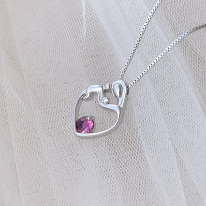 Stříbrný přívěsek matka a dítě s turmalínem a diamantem Ella