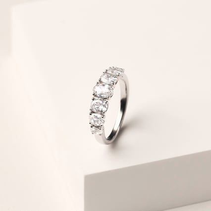 Zlatý prsten s oválnými lab-grown diamanty Rasel