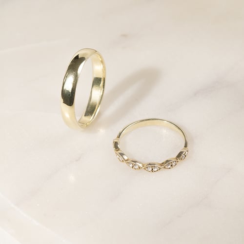 Něžný diamantový eternity prsten ze zlata Talita