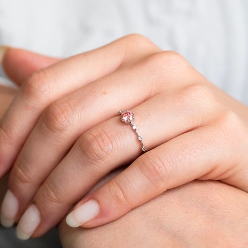 Zásnubní prsten s certifikovaným fancy pink lab-grown diamantem Imelda