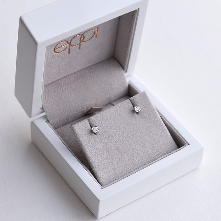 Minimalistické bezel náušnice s moissanity Ammanda 105146