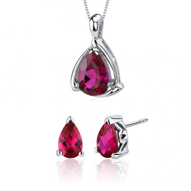 Kolekce stříbrných šperků s rubíny