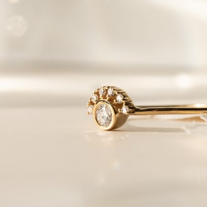 Half halo prsten s lab-grown diamanty Jorg