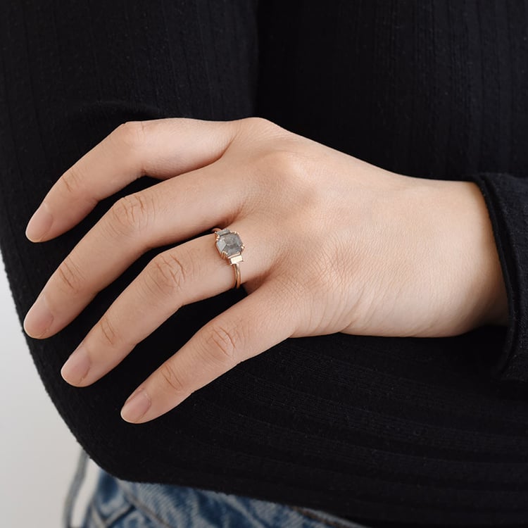 Zlatý prsten s hexagon a baguette salt and pepper diamanty 96388