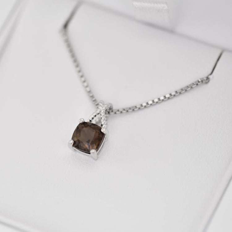 Náhrdelník s hnědým quartzem 20629