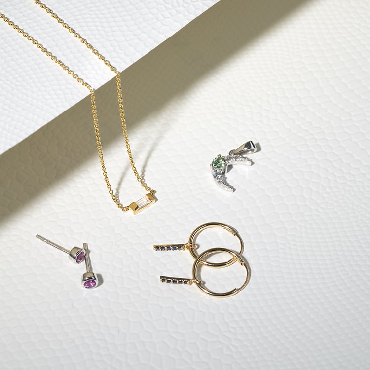 Stříbrné bezel náušnice s růžovými safíry Tofine 129234