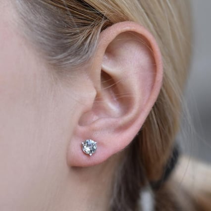 Zlaté martini náušnice s ametysty Remie