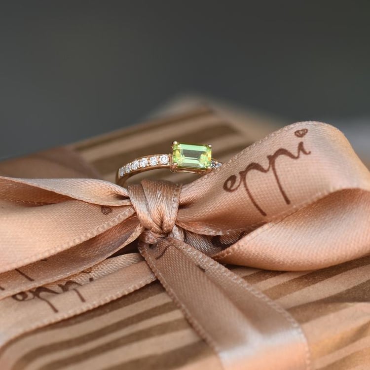 Prsten s olivínem a moissanity 48792