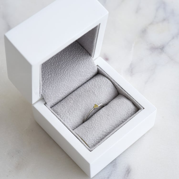 Prsten se žlutým diamantem 86100