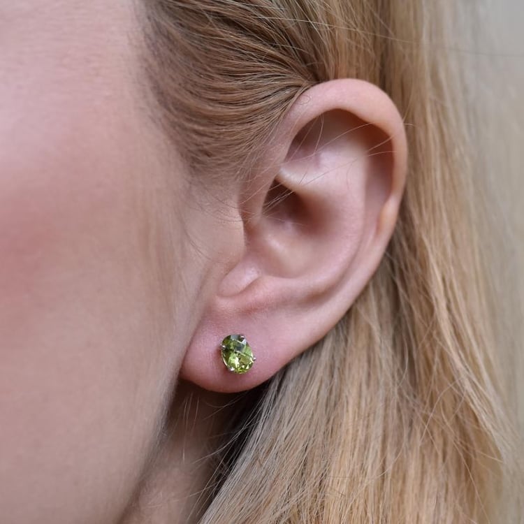 Zlaté náušnice s oválnými olivíny 14204