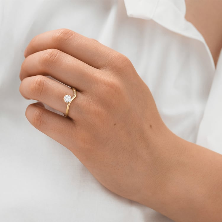 Prsten s round diamantem 154744