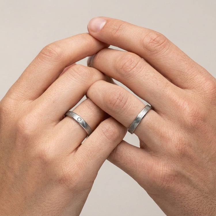 Titanové snubní prsteny s diamantem Kylies 168706