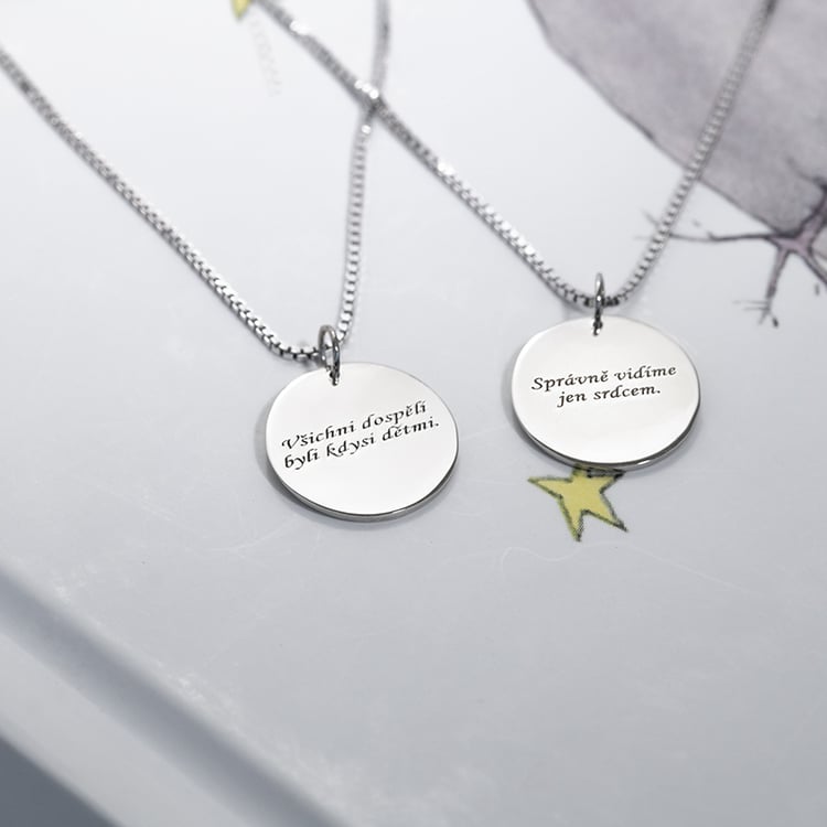 Stříbrný přívěsek s princem a liškou a gravírem dle vaší volby 122627