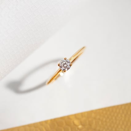 Elegantní zásnubní prsten s diamanty Nixon