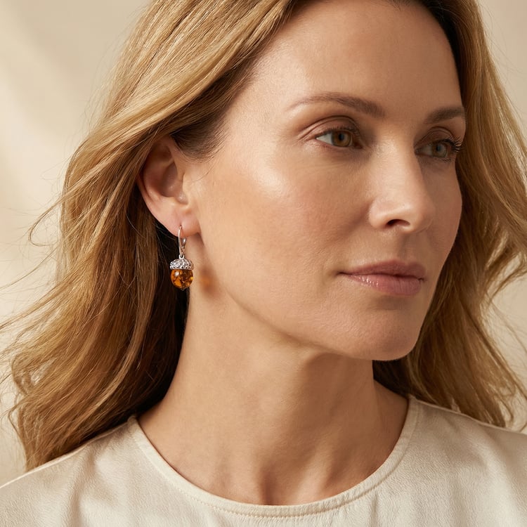 Stříbrné jantarové náušnice ve tvaru oříšků Scrat 166652