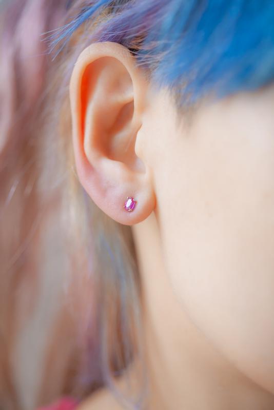 Rubínové pecičky do uší 3308