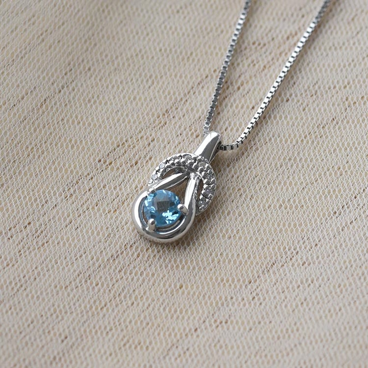 Přívěsek s topazem 66430