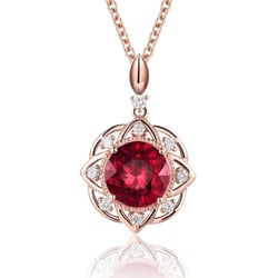 Přívěsek s rubínem a diamanty Riane