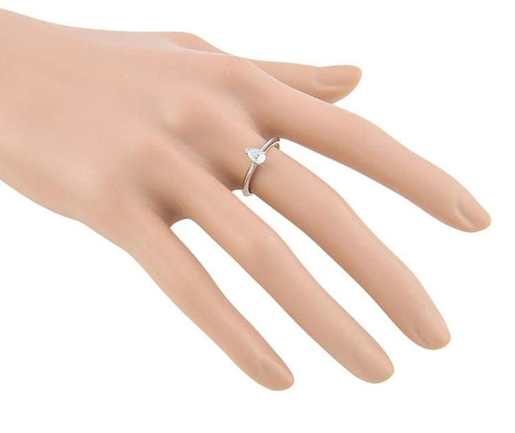 Zlatý zasnubní prsten Iman 1033