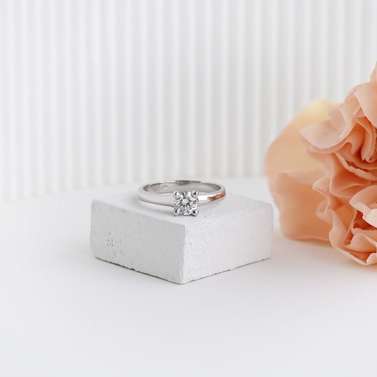 Prsten s diamantem 94406