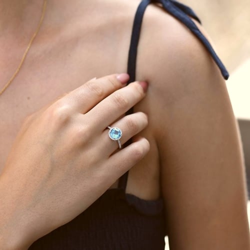 Zlatý prsten s 2.75ct topazem a diamanty Xana