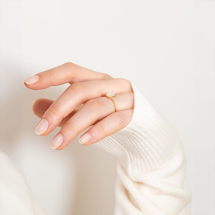 Stříbrný prsten s emerald moissanitem s výběrem velikosti Olson 151960