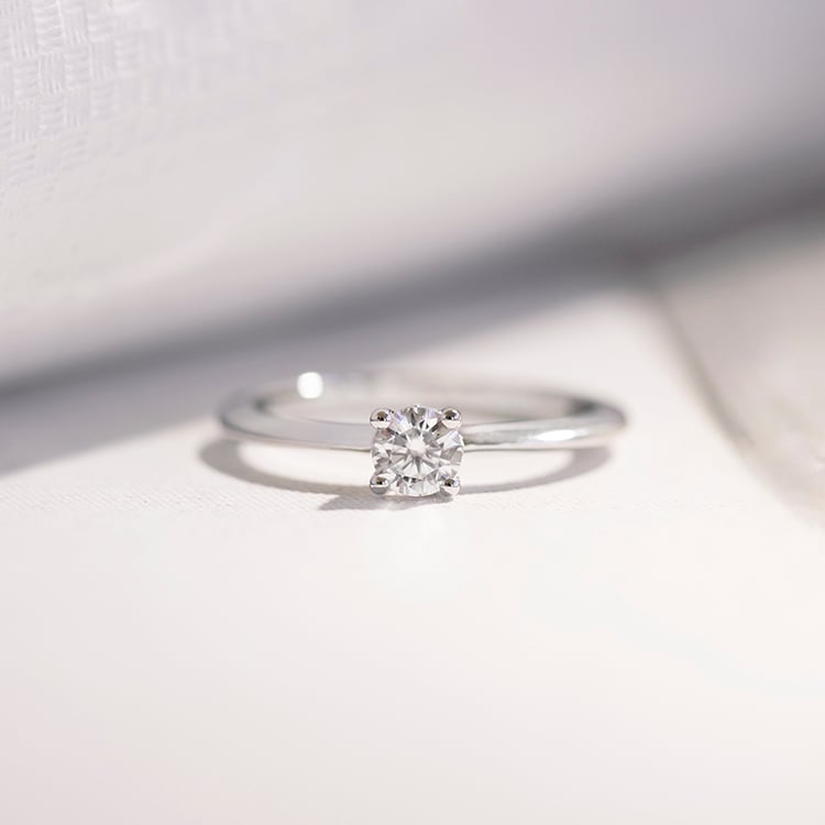 Zásnubní prsten s lab-grown diamanty Nixon 111454